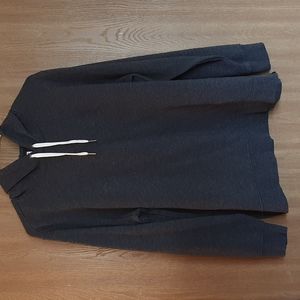 Gray old navy sweatshirt